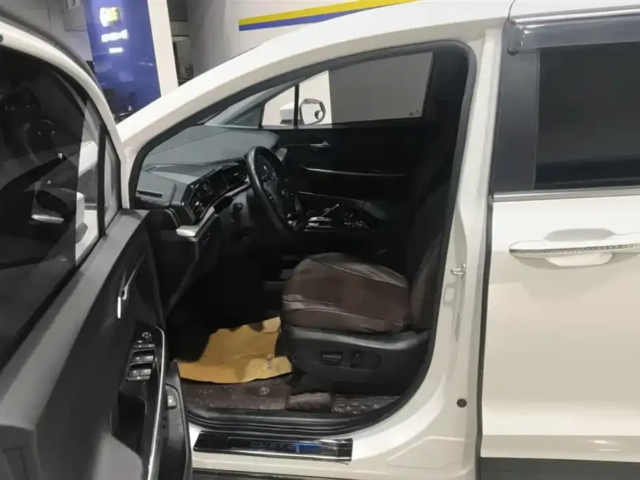 Hyundai Custo — фото 2