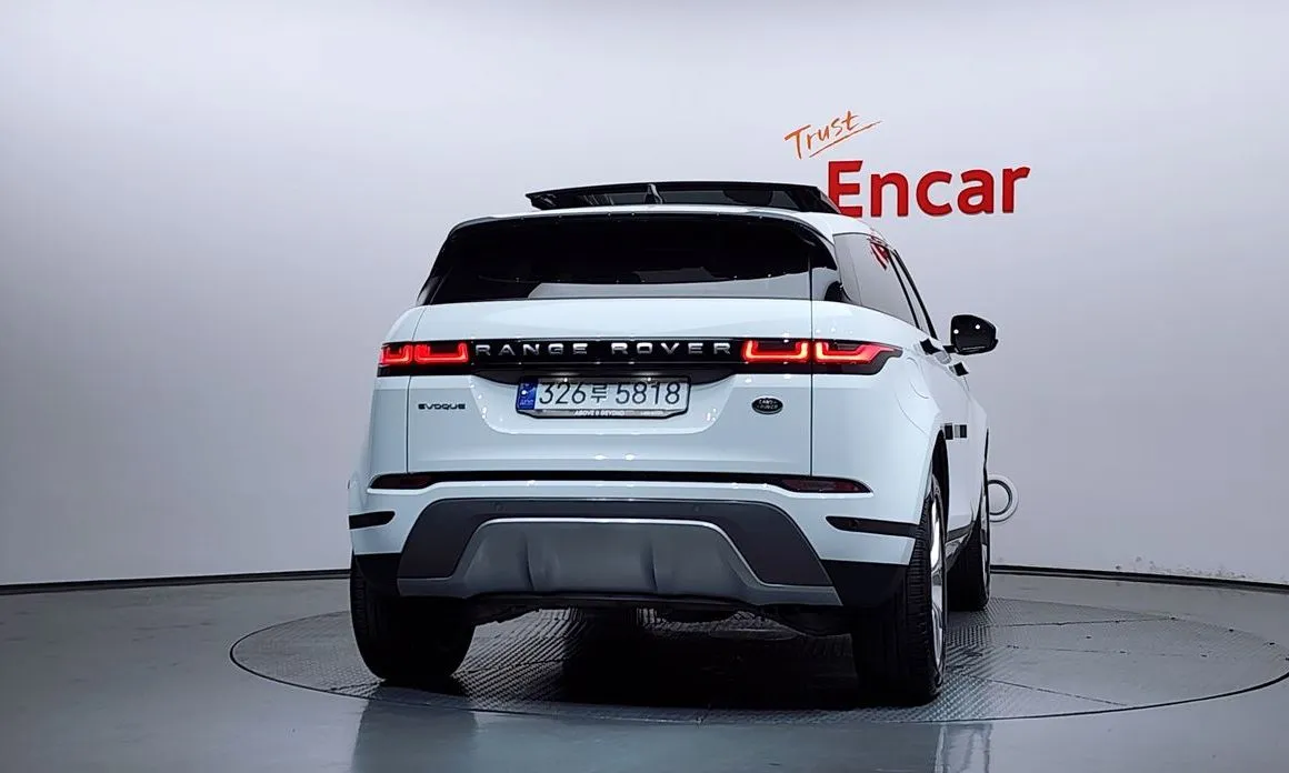 Land Rover Range Rover Evoque — фото 2