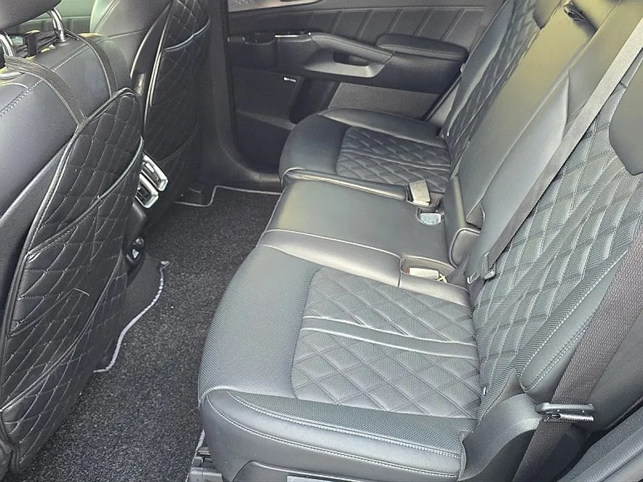 Kia Sorento — фото 4