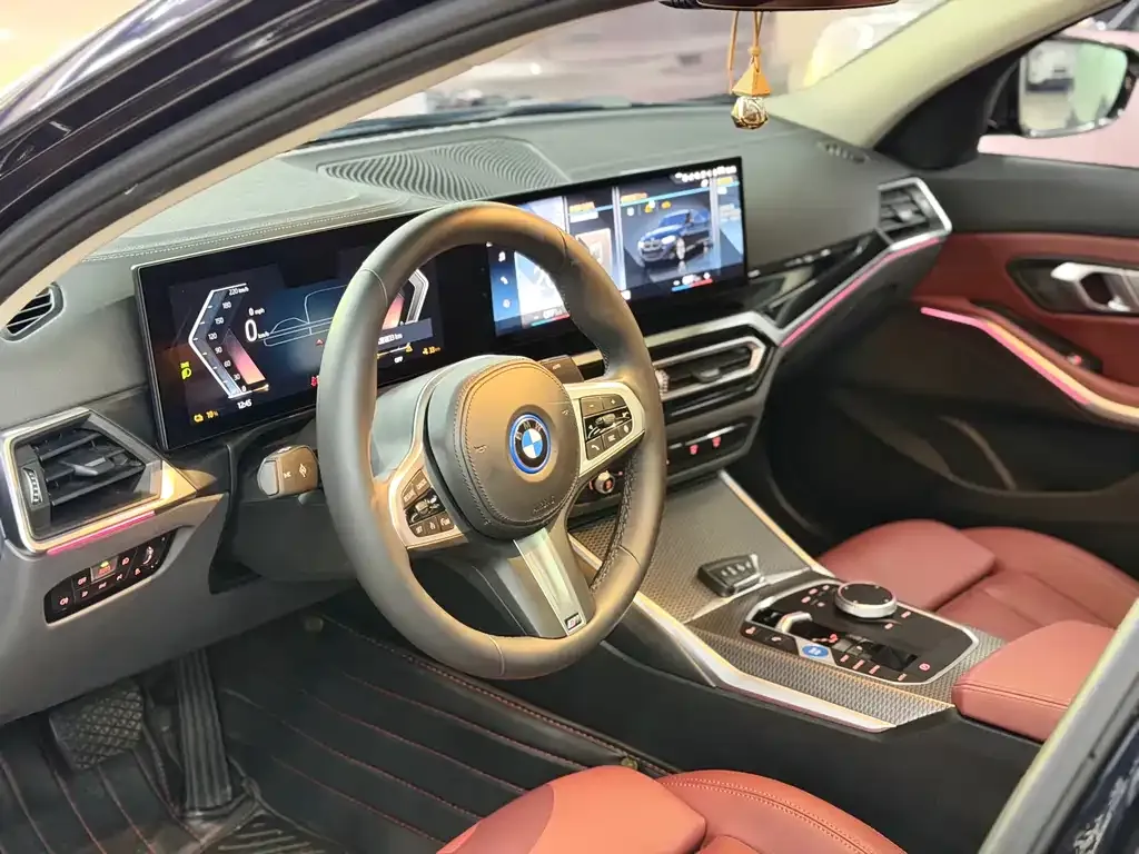 BMW i3 — фото 7