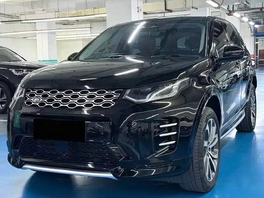 Land Rover Discovery Sport — фото 1