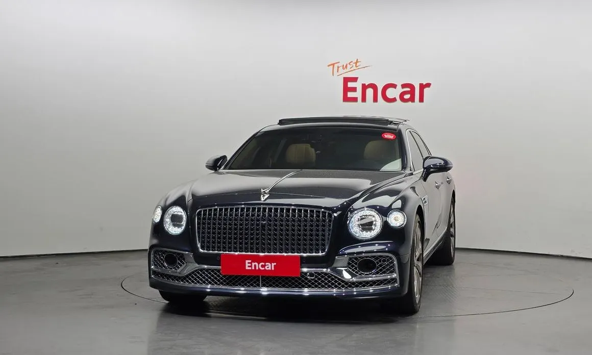 Bentley Flying Spur — фото 3
