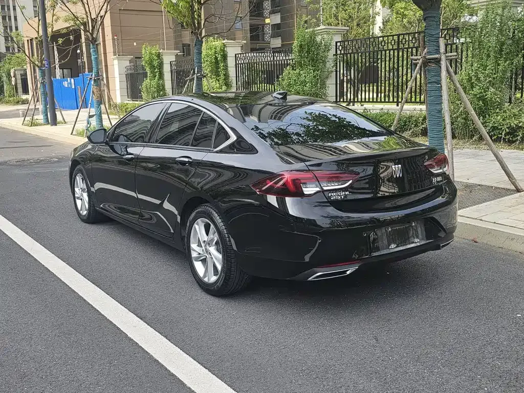 Buick Regal — фото 9