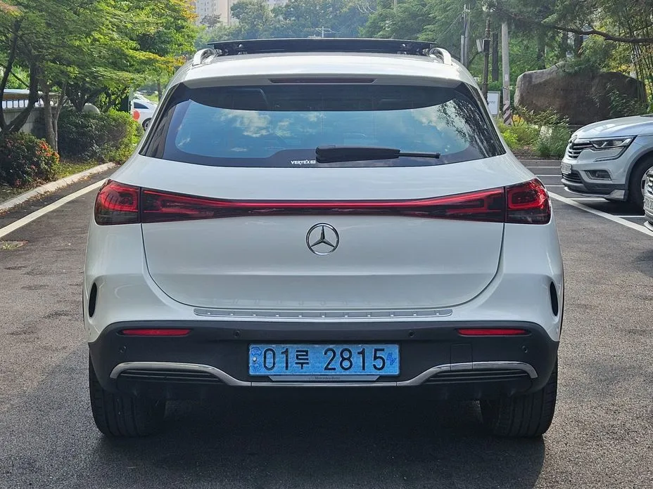 Mercedes-Benz EQA — фото 10