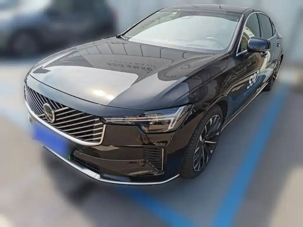 Volvo S90 PHEV — фото 1