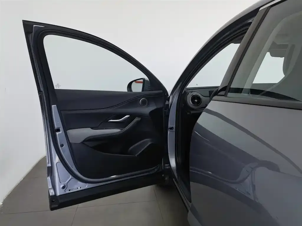 BYD Seal 05 DM-i — фото 4