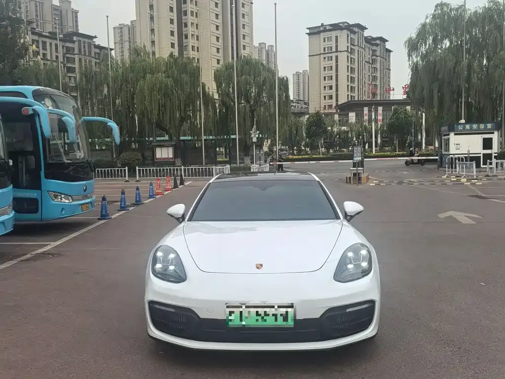Porsche Panamera Hybrid — фото 2
