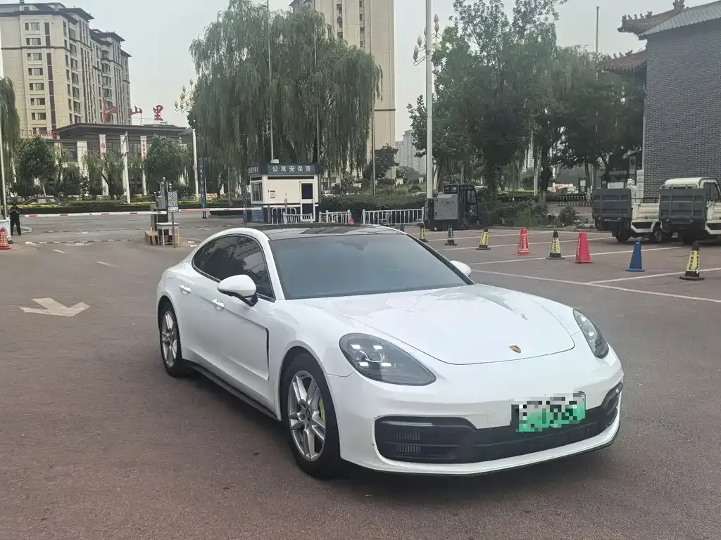 Porsche Panamera Hybrid — фото 9