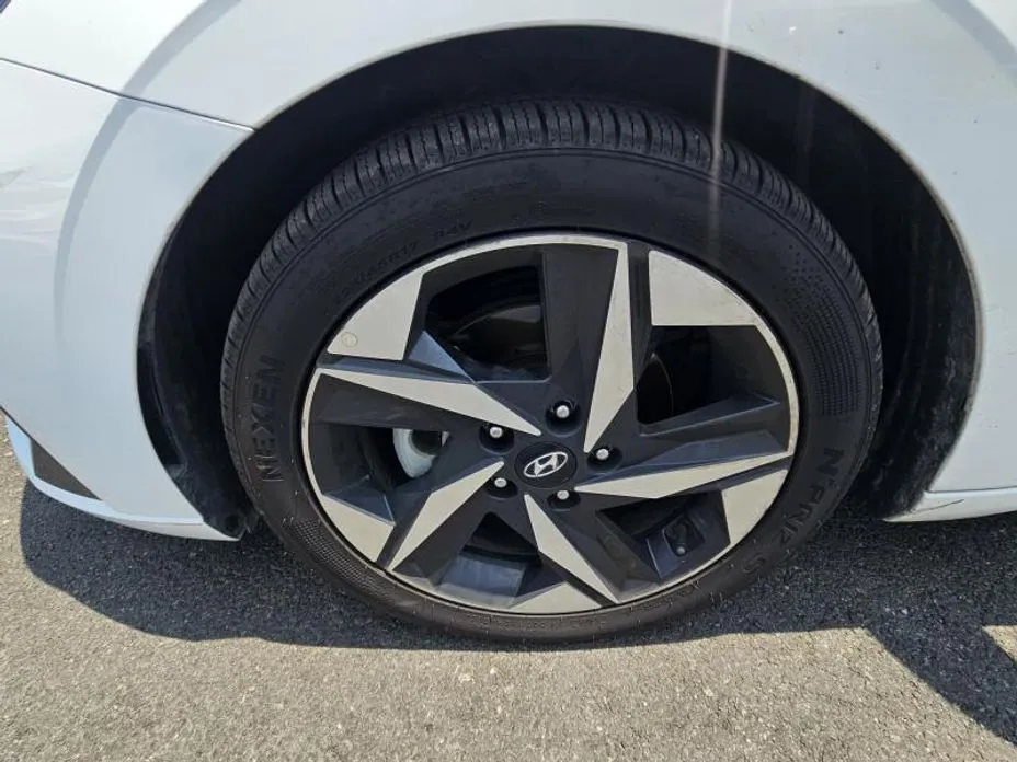 Hyundai AVANTE — фото 10