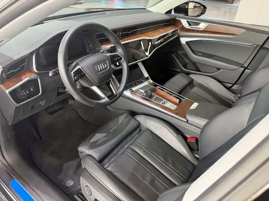 Audi A7 — фото 4