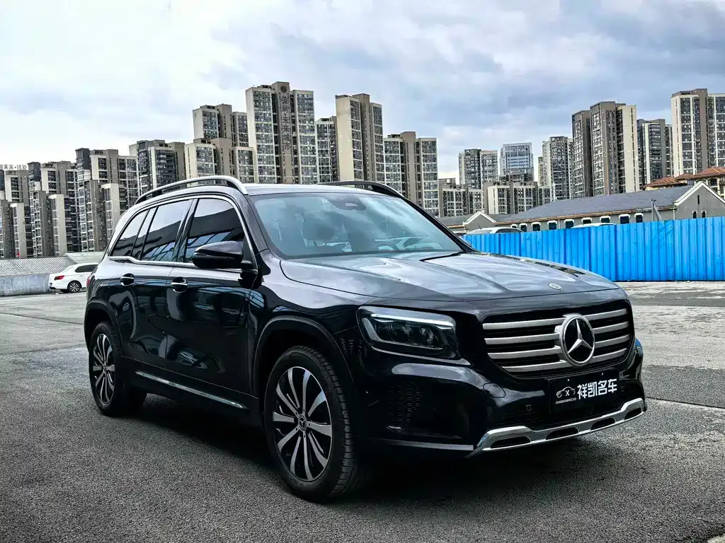 Mercedes-Benz GLB — фото 10