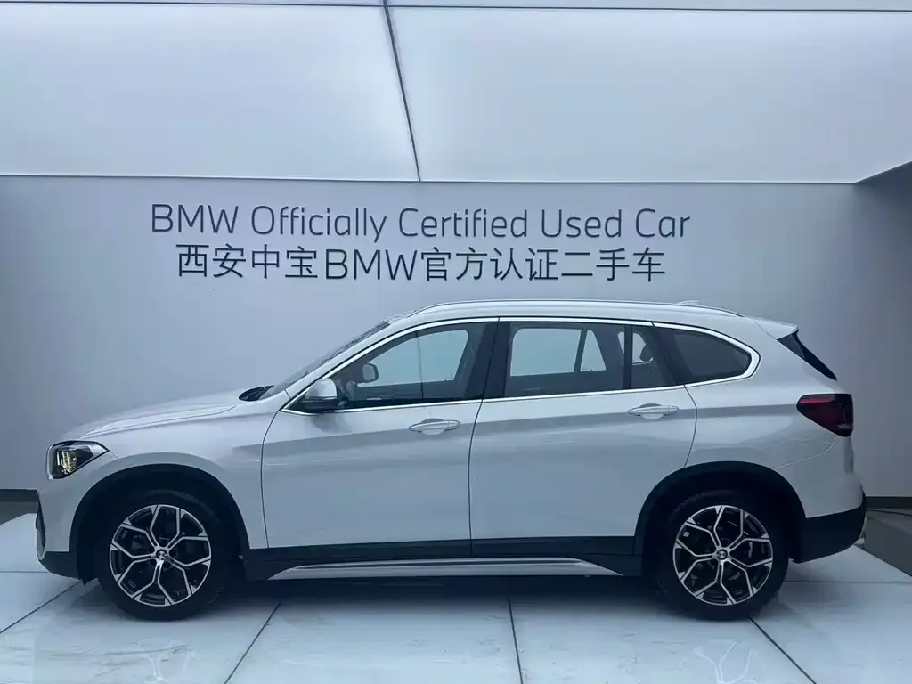 BMW X1 — фото 2