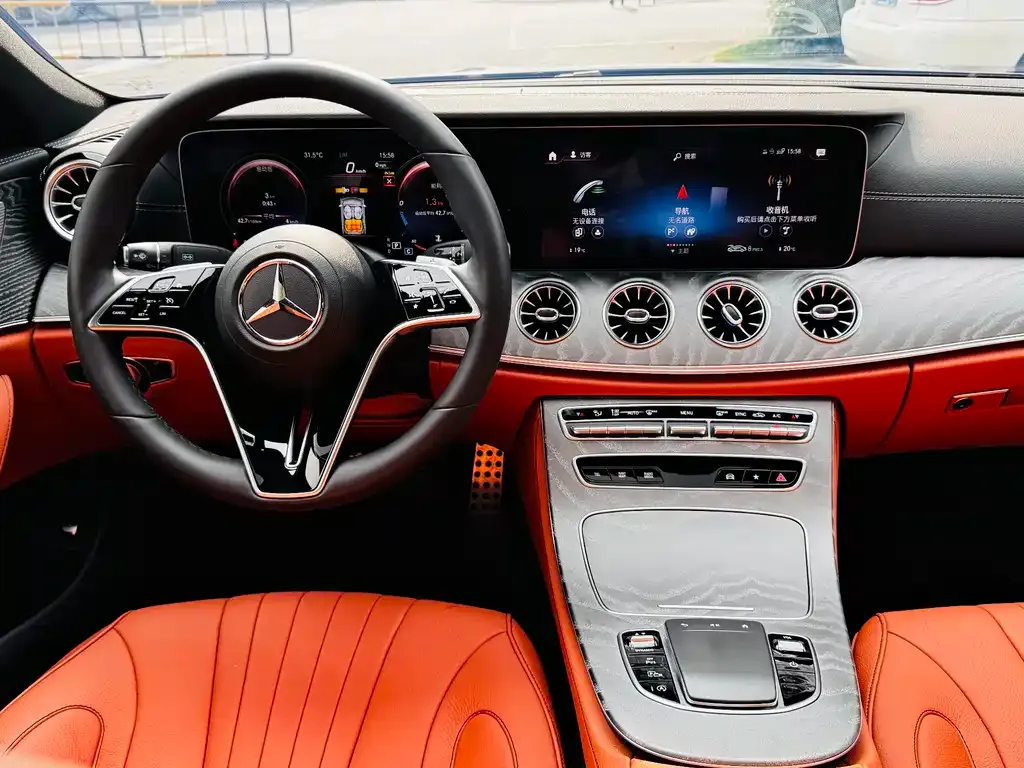 Mercedes-Benz CLS — фото 9