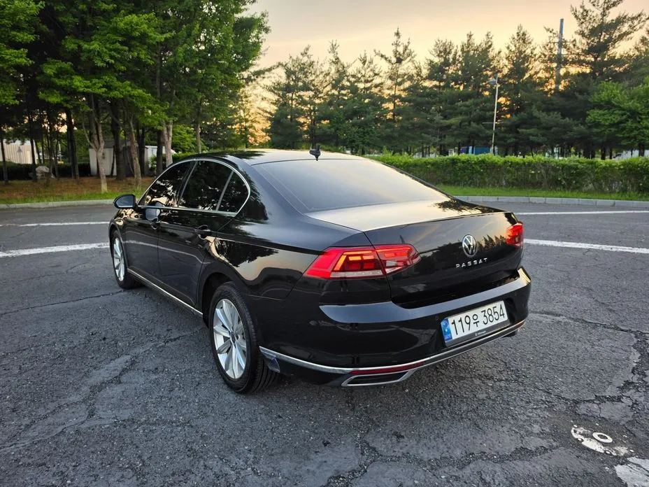 Volkswagen Passat — фото 8