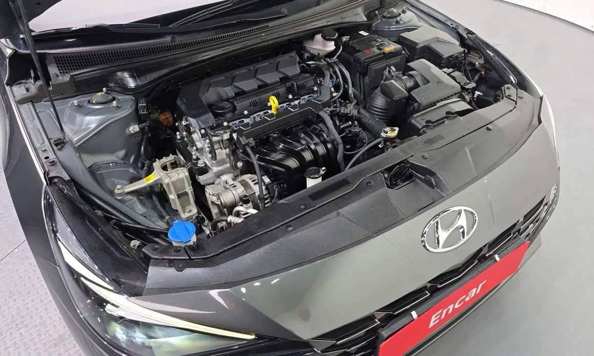 Hyundai AVANTE — фото 3
