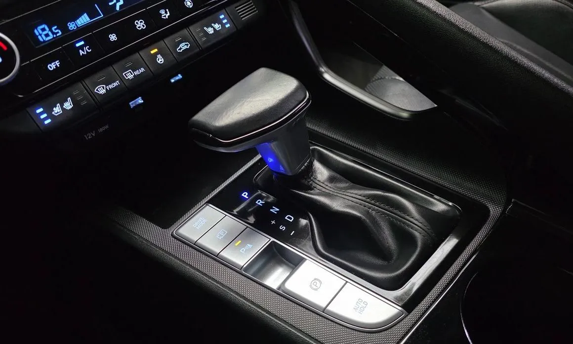 Hyundai AVANTE — фото 6