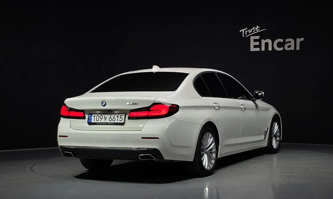BMW 5-Series — фото 2