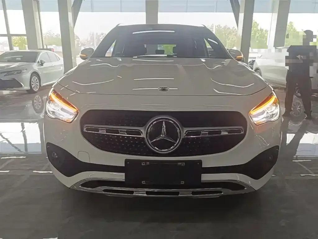 Mercedes-Benz GLA — фото 2