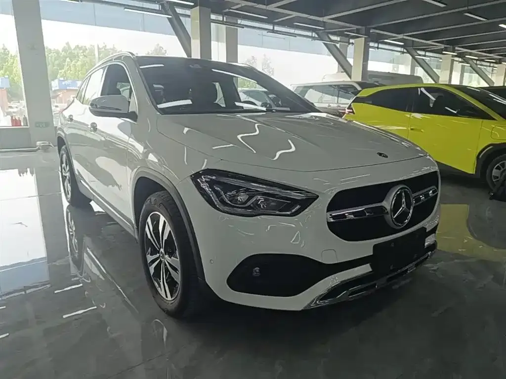 Mercedes-Benz GLA — фото 3