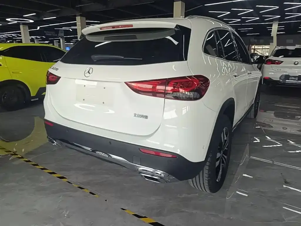 Mercedes-Benz GLA — фото 8