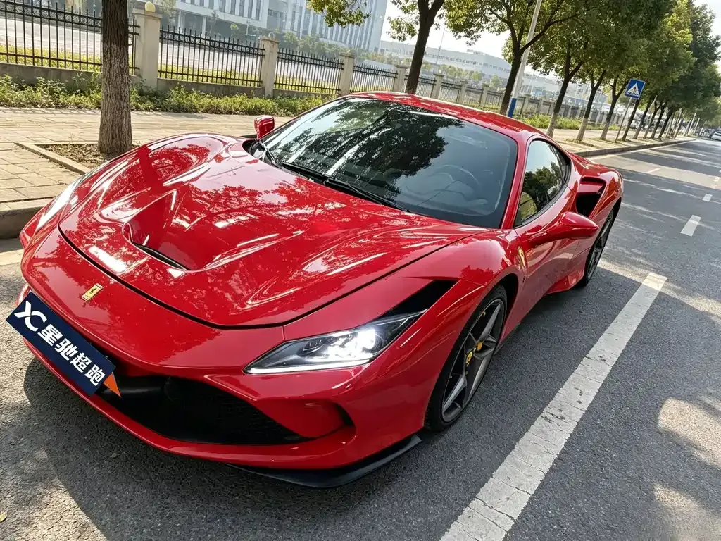Ferrari F8 — фото 1