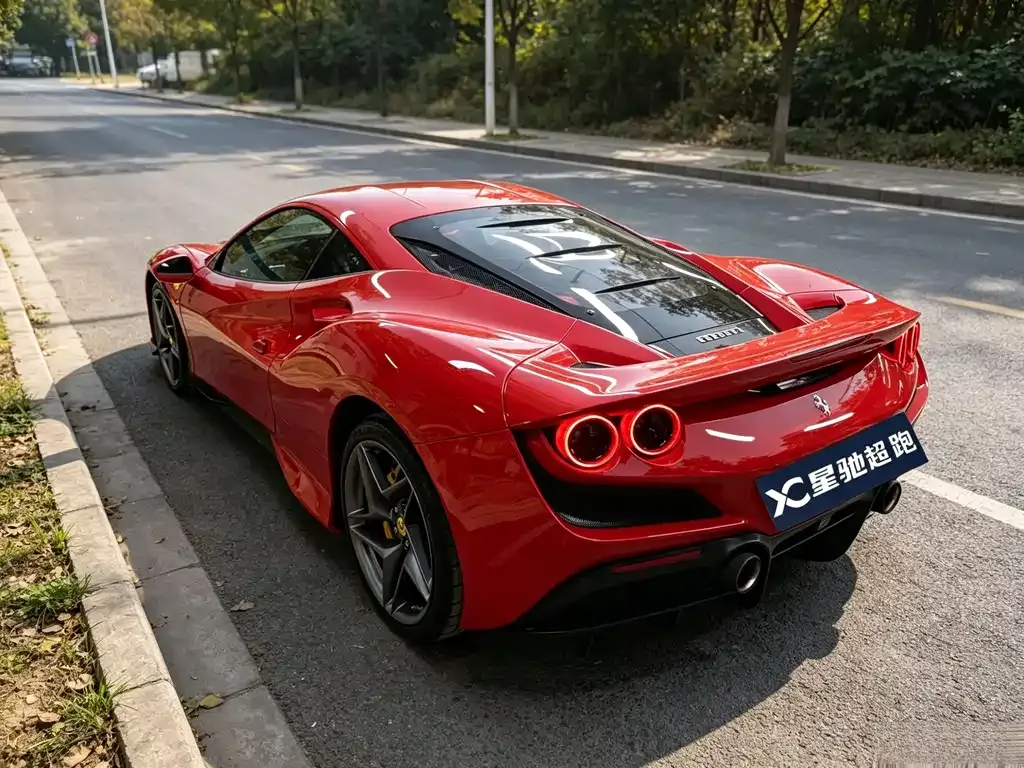 Ferrari F8 — фото 6