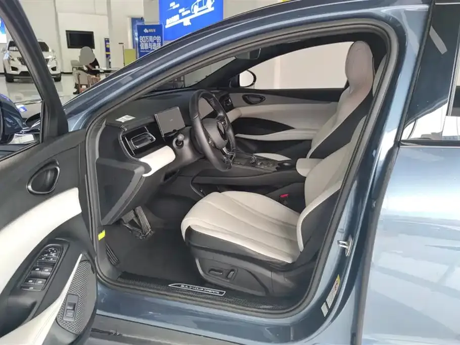 BYD Seal 06 — фото 10
