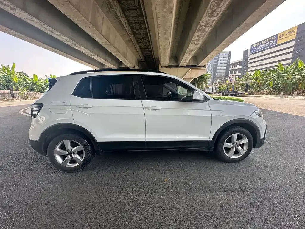 Volkswagen T-Cross — фото 7