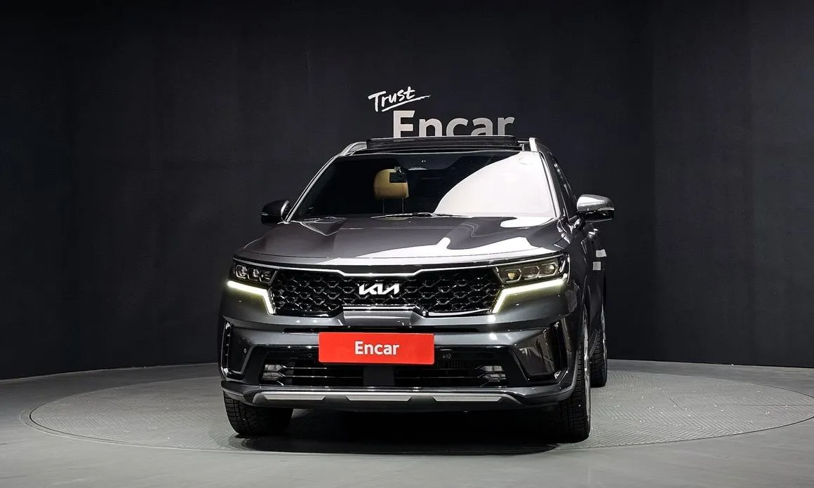 Kia Sorento — фото 9