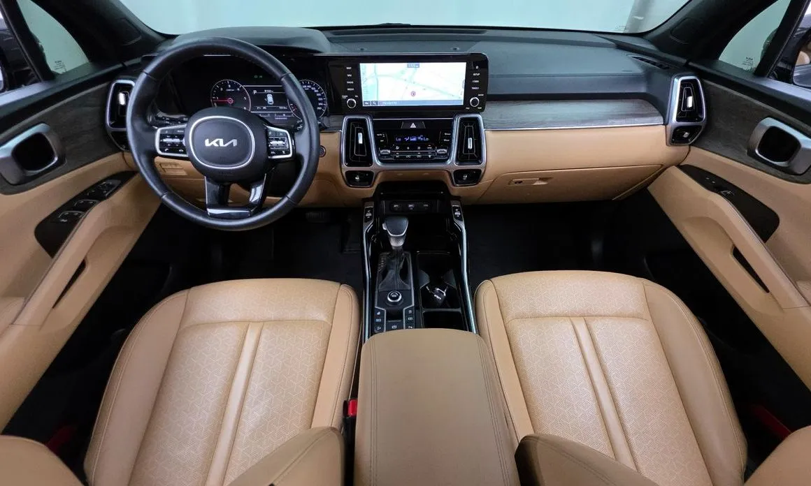 Kia Sorento — фото 8