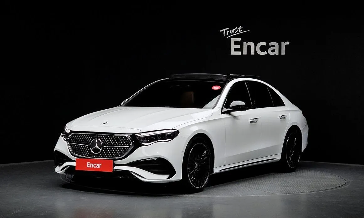 Mercedes-Benz E-Class — фото 1
