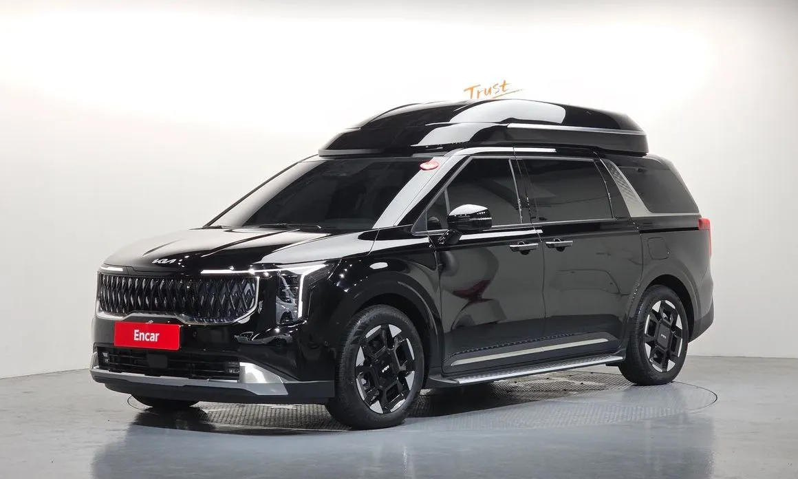 Kia Carnival — фото 1