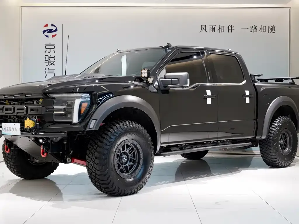 Ford F-150 Raptor — фото 1