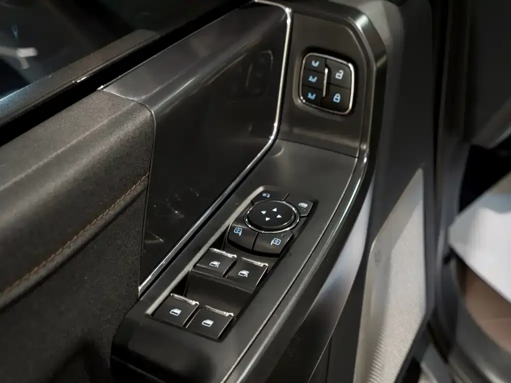Ford F-150 Raptor — фото 10
