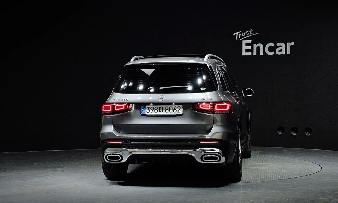 Mercedes-Benz GLB-Class — фото 4