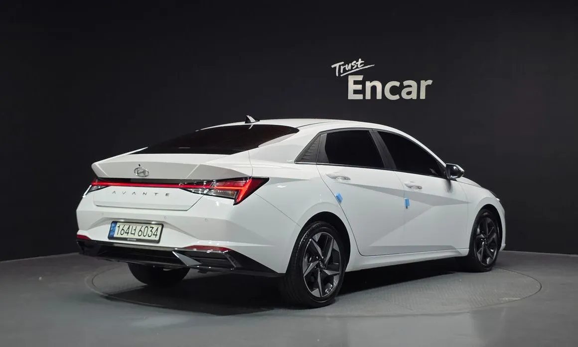 Hyundai AVANTE — фото 2