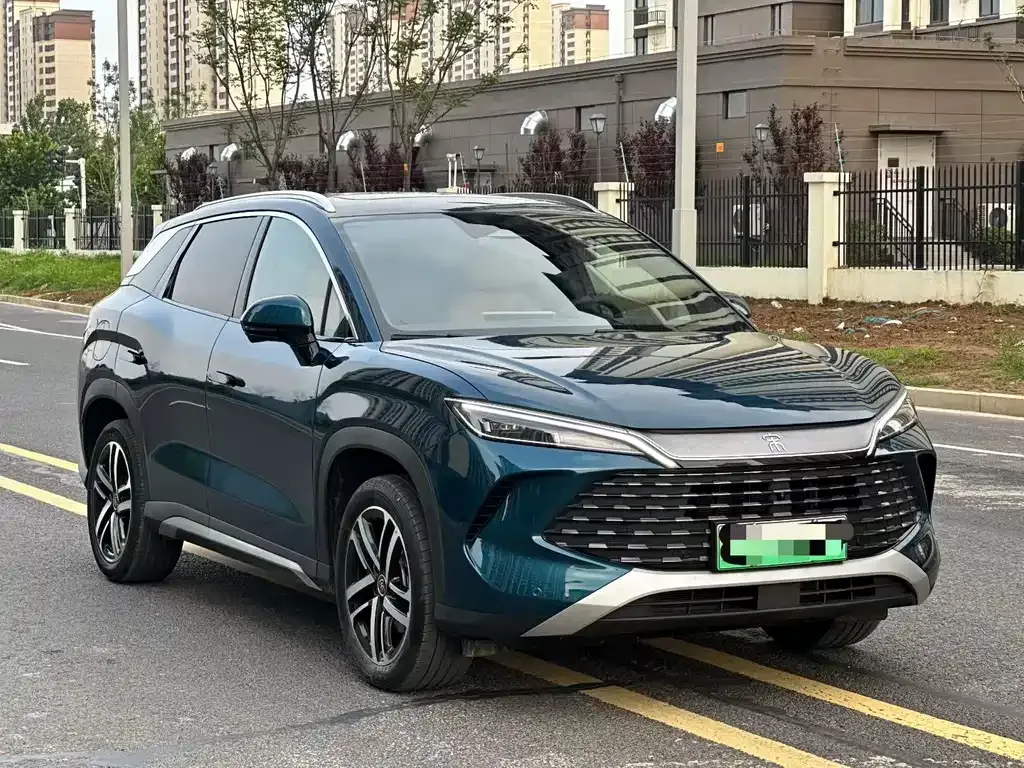 BYD L DM-i — фото 6