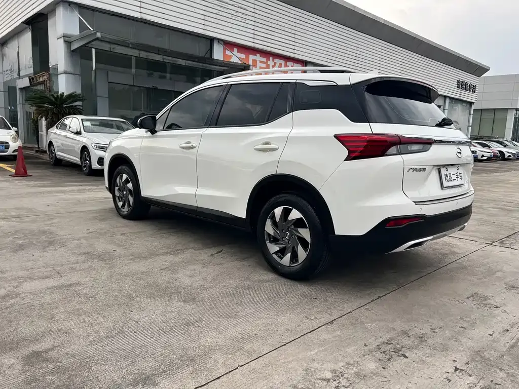 GAC Motor Trumpchi GS4 — фото 10