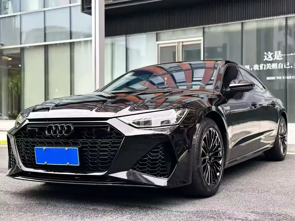 Audi A7L — фото 1