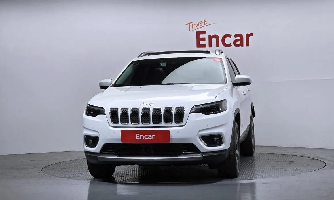 Jeep Cherokee — фото 3