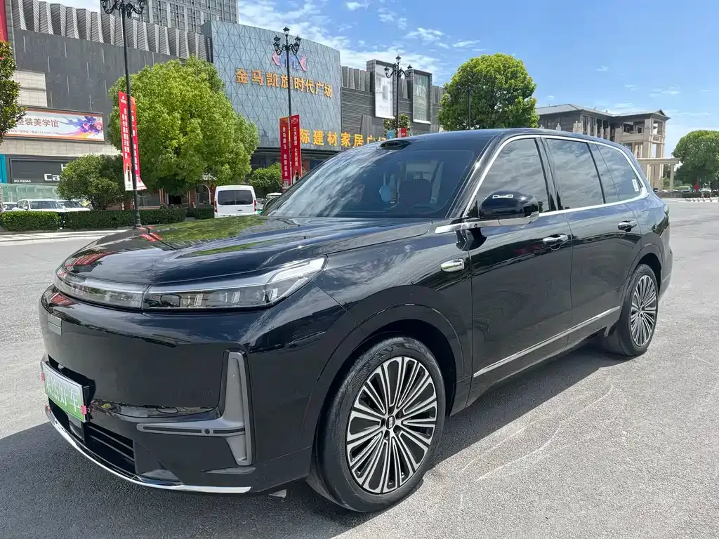 Geely Galaxy M9 — фото 1