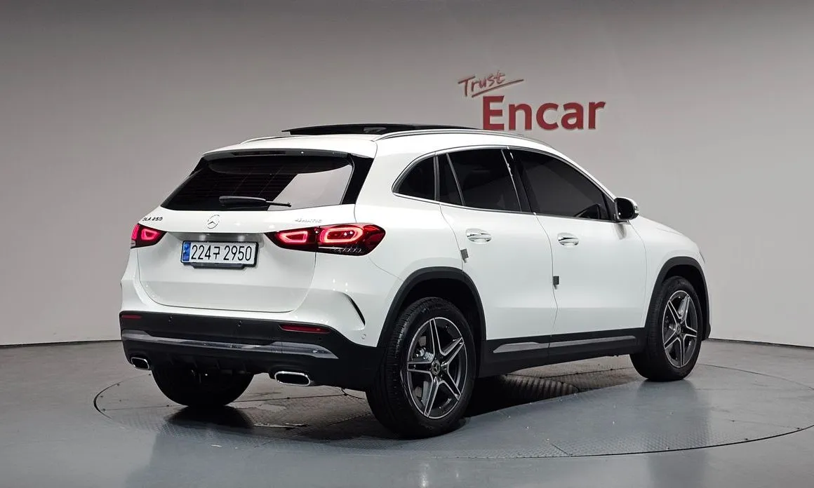 Mercedes-Benz GLA-Class — фото 5