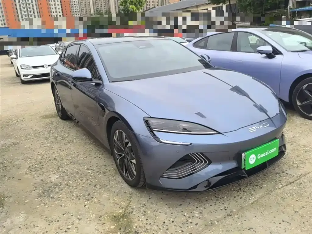 BYD Seal — фото 10