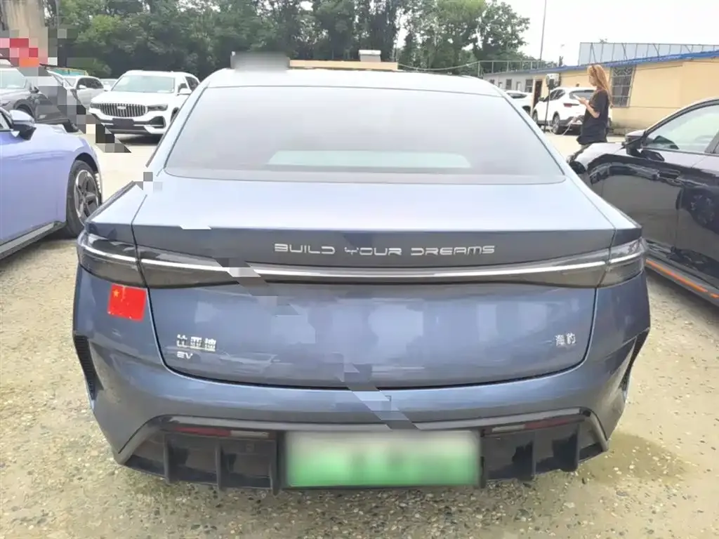 BYD Seal — фото 6