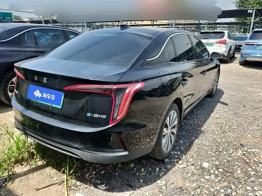 Hongqi E-QM5 — фото 8