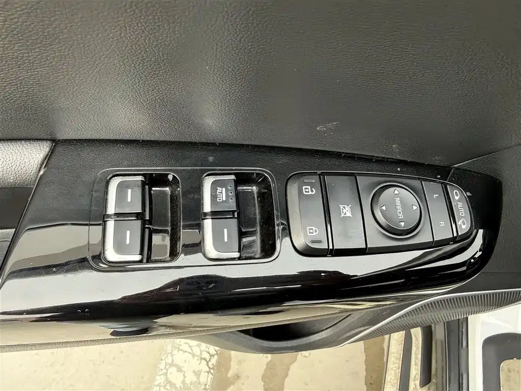 Kia KX5 — фото 4