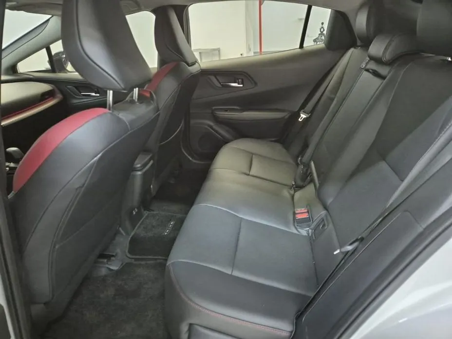 Toyota Prius — фото 3