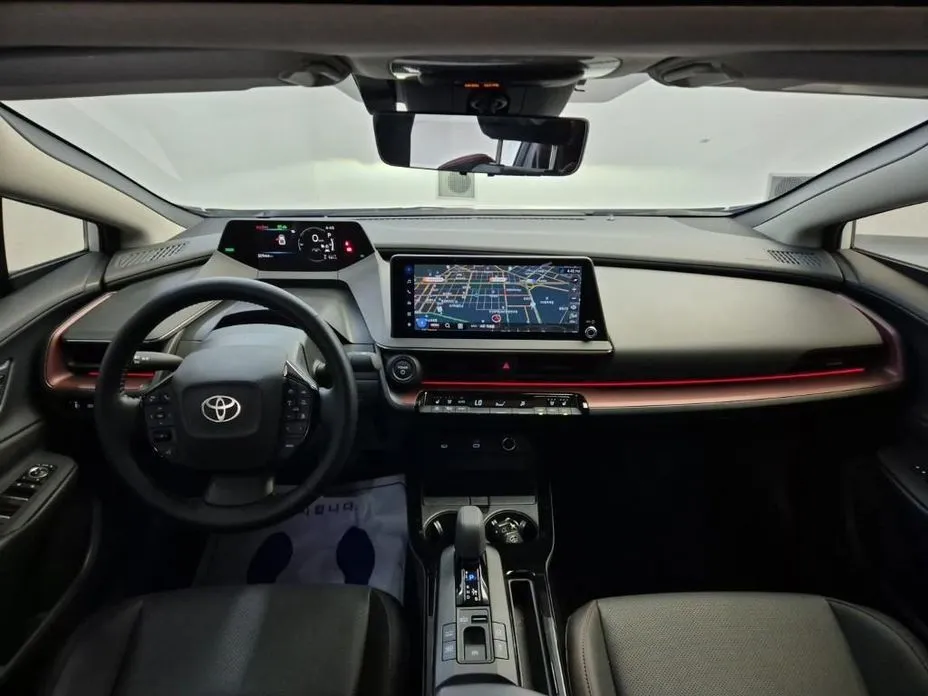 Toyota Prius — фото 8