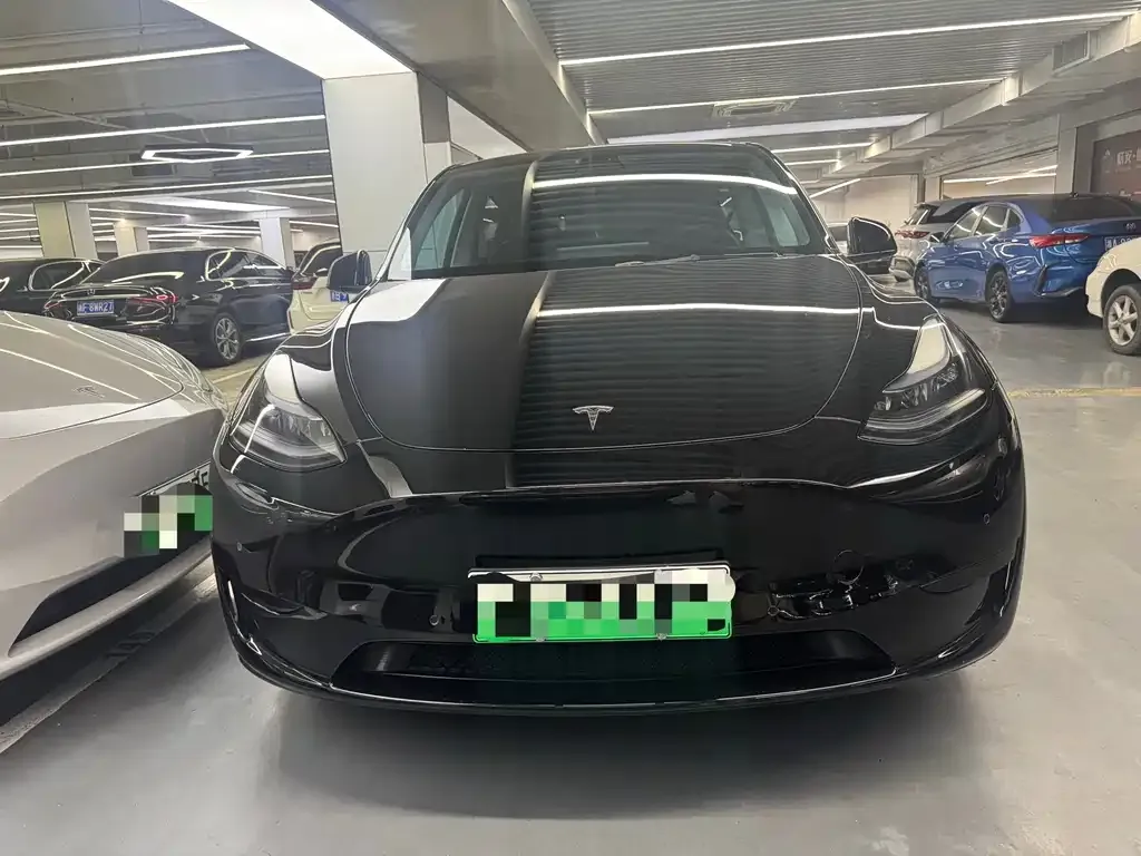 Tesla Model Y — фото 4