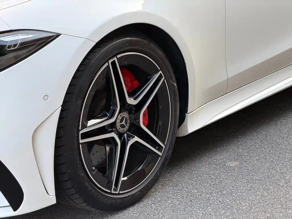 Mercedes-Benz CLS — фото 4